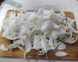 Foto del paso 3 de la receta: Lomo en salsa de cebolla