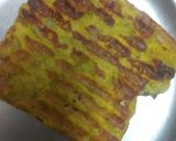 A picture of step 4 of Besan grill toast bread.