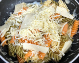 Foto del paso 2 de la receta: Mac & cheese con cinta de lomo y espárragos trigueros