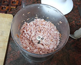 Foto del paso 1 de la receta: Buñuelos de garbanzos, salchicha y brotes de soja