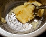 रंगीत चिरोटे (chirote recipe in marathi) रेसिपी स्टेप 3 फोटो 