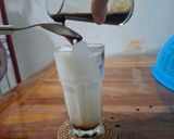 Foto langkah ke 5 dari resep Creamy Iced Palm Sugar Latte.
