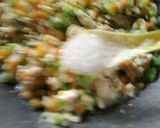 Foto langkah ke 4 dari resep *Chicken Pie*.