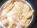 पनीर शेजवान फ्राइड मोमोज