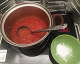 Hình bước làm 2 của món Nui sốt bò bằm - Fusilli pasta bolognese