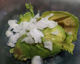 Foto del paso 1 de la receta: Guacamole (estilo Ciro 💖)🥑