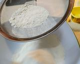 Foto del paso 3 de la receta: Bizcocho de nueces, y virutas de chocolate si te apetece