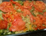 Foto del paso 4 de la receta Salmón al horno con verduras y gulas