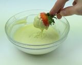 Foto del paso 3 de la receta: Rosas de chocolate blanco fáciles (3 ingredientes)