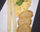 Foto del paso 4 de la receta Huevos revueltos con queso feta y salmón ahumado