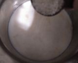 A picture of step 4 of Turri Turkish  dryfruit milk.
