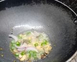 A picture of step 3 of Rava/Suji khichdi.