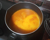 Foto del paso 8 de la receta: Chuletas de cerdo adobadas con puré de papas, guisantes y salsa