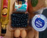 A picture of step 1 of Blueberry muffin with yoghurt.