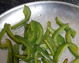 A picture of step 3 of Paneer- matar - capsicum vegetable.