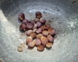 A picture of step 2 of Thorny Baby Eggplant Curry.