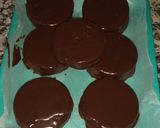 Foto del paso 2 de la receta: Alfajores sin horno ni harina
