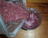 Foto del paso 1 de la receta: Licuado de frutos rojos alto en fibra