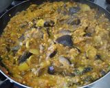 Foto del paso 6 de la receta: Berenjenas🍆champiñones🍄y cebollas🧅entomatadas🍅🌶️🍛🍱🍲🍚