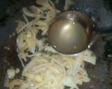 Foto langkah ke 2 dari resep Ayam suwir kecap.