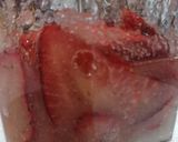 Foto del paso 3 de la receta: Erdbeere-Mezcal