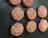 A picture of step 2 of Ultimate Burger patties.