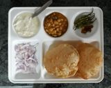 A picture of step 3 of Chole bhature.