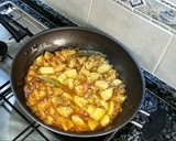 Foto del paso 5 de la receta: Patatas a lo pobre con chorizo