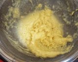 A picture of step 2 of Sweet Corn Soup.