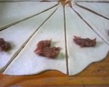 Foto del paso 4 de la receta: Medialunas de manteca fáciles (rinde 3 docenas)😉