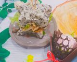 Hình bước làm 4 của món Burger cơm rong biển thịt gà rau củ