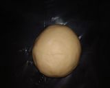 Foto langkah ke 12 dari resep Vanilla Custard Cream filled doughnut.
