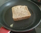 Foto langkah ke 4 dari resep Grilled Cheese Sandwich.