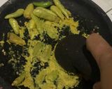 Foto langkah ke 2 dari resep Sayur Daun Singkong kara praktis mudah.