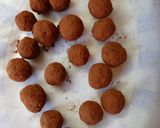 Φωτογραφία βήματος 3 της συνταγής Energy balls με δαμάσκηνα αποξηραμένα και κακάο!!