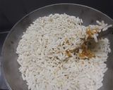 A picture of step 3 of Murmura Ladoo (Puffed rice Ladoo).