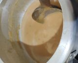 A picture of step 2 of Sindhi Kadhi.