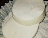 A picture of step 2 of Paneer pakora.