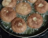 Foto langkah ke 7 dari resep Donat simple menul2 tanpa kentang tanpa mixer.