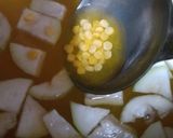 A picture of step 2 of Lauki chana dal.