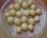 A picture of step 2 of Gullab jaman.