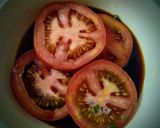 Foto del paso 3 de la receta: Montaditos de tomate en reducción de vinagre balsámico...!!
