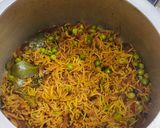 A picture of step 8 of Beetroot pulav.
