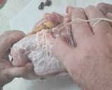 Φωτογραφία βήματος 6 της συνταγής Ρολό Χοιρινό με δαμάσκηνα και μπέϊμπι πατάτες με σάλτσα δαμάσκηνο & μανταρίνι. Αντώνης