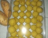 Foto langkah ke 3 dari resep Bola bola ubi gula merah.