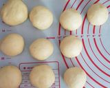 Foto langkah ke 2 dari resep Roti Sisir.