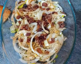 Foto del paso 2 de la receta: Dorada al horno con cebollas, pasas y siete especias libanesas