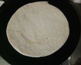 A picture of step 2 of Egg roll.