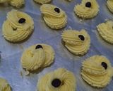 Foto langkah ke 5 dari resep Semprit Susu.