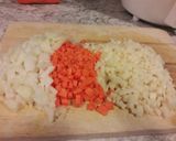 A picture of step 2 of Curry chicken spring rolls.